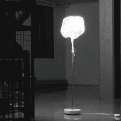 Image of B6 Paperball Floor Lamp