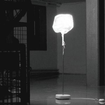 B6 Paperball Floor Lamp