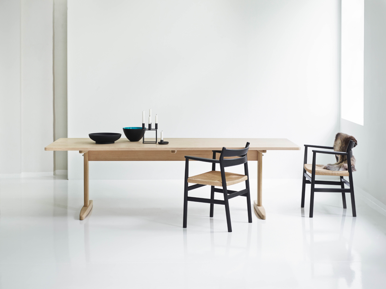 B&oslash;rge Mogensen BM1837 dining table in oak with matching wooden chairs, styled in a minimal Scandinavian interior